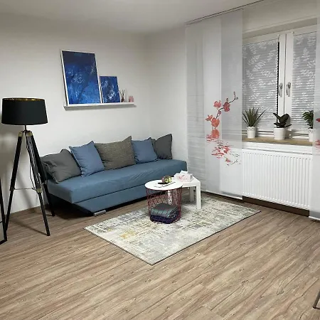 Apartment #4 Modern & Comfortable *